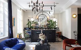 Pavilion Boutique Hotel